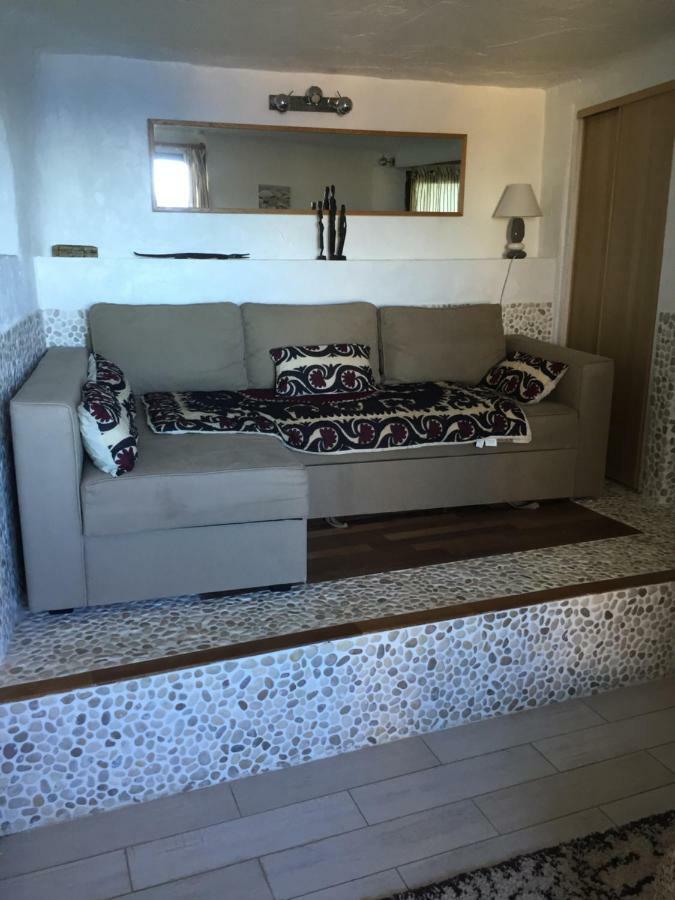 Le Baou " Les Pieds Dans L'Eau " Apartment Carqueiranne Exterior photo